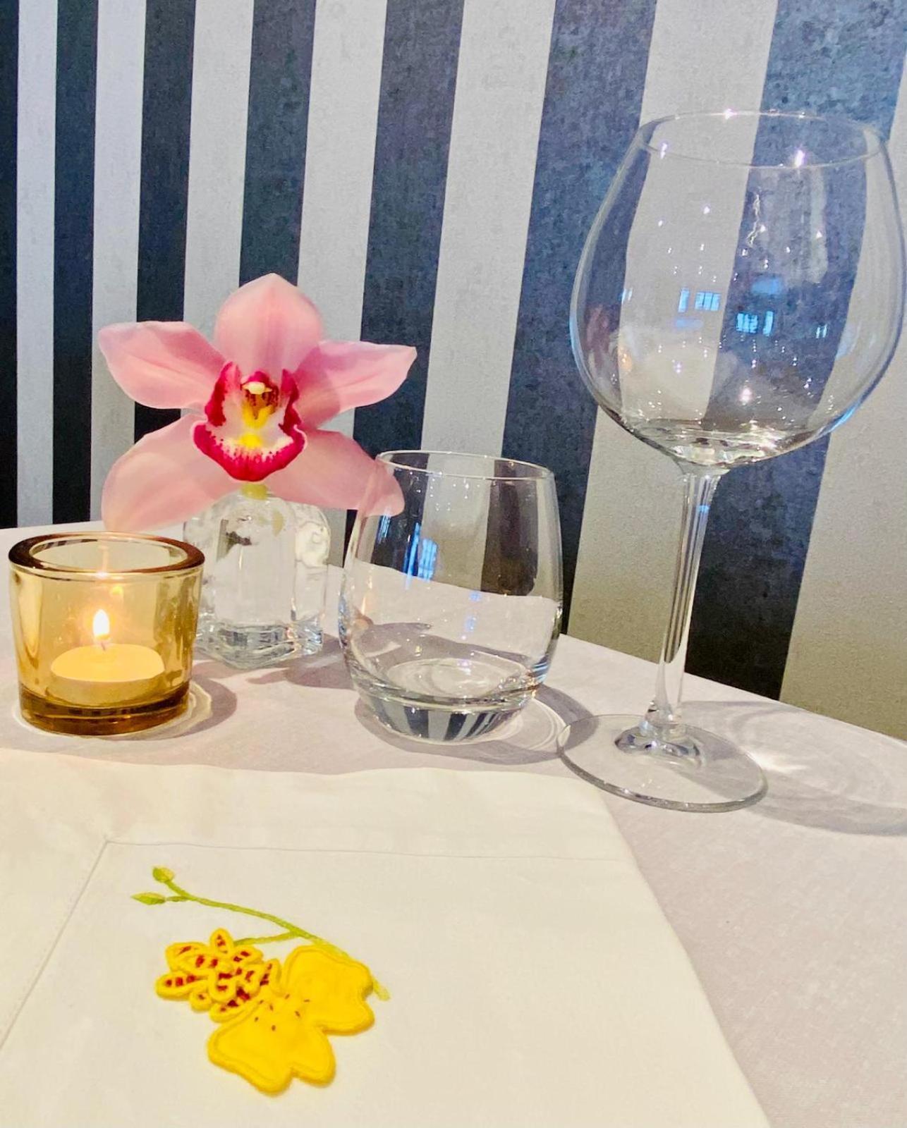 Hotel Restaurant Du Plomb Du Cantal Мюра Екстериор снимка